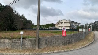 Land for sale in Santa Maria da Feira, Portugal — €97,500