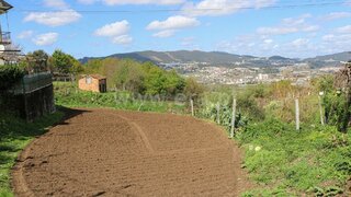 Land for sale in Vale de Cambra, Portugal — €38,000