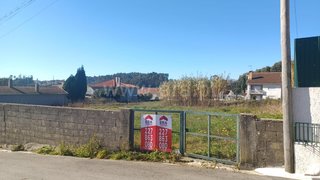 Land for sale in Santa Maria da Feira, Portugal — €220,000