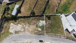 Land for sale in Paredes, Portugal — €68,000
