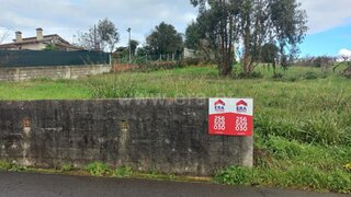 Land for sale in Estarreja, Portugal — €58,000