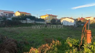 Land for sale in Paredes, Portugal — €85,000