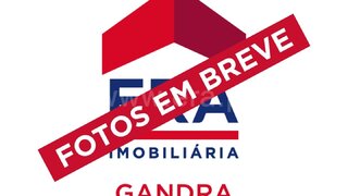 Land for sale in Paredes, Portugal — €92,500