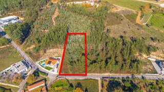 Land for sale in Lousada, Portugal — €60,000
