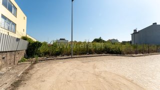 Land for sale in Trofa, Portugal — €90,000