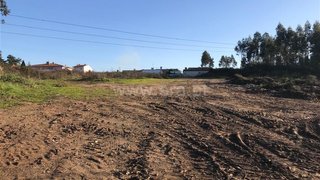 Land for sale in Oliveira de Azeméis, Portugal — €38,000
