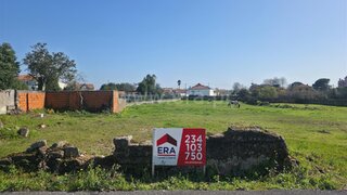 Land for sale in Estarreja, Portugal — €90,000