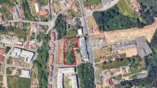 Land for sale in Vila Nova de Gaia, Portugal — €800,000