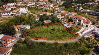 Land for sale in Gondomar, Portugal — €215,000