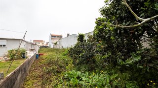Land for sale in Vila Nova de Gaia, Portugal