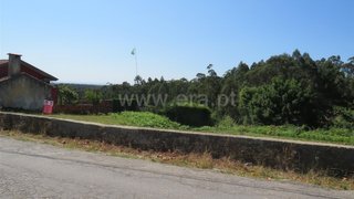 Land for sale in Oliveira de Azeméis, Portugal — €45,000