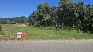 Land for sale in Amarante, Portugal — €32,500