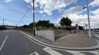 Land for sale in Gondomar, Portugal — €395,000