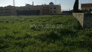 Land for sale in Vila Nova de Gaia, Portugal — €140,000