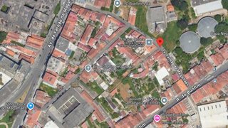 Terreno de 172 m² em Porto