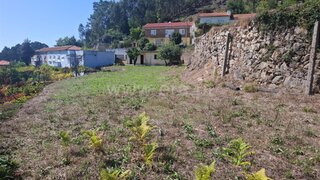 Land for sale in Vale de Cambra, Portugal — €86,000