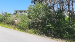 Land for sale in Oliveira de Azeméis, Portugal — €79,900