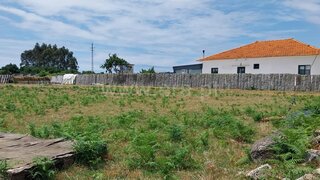 Land for sale in Vila Nova de Gaia, Portugal — €400,000
