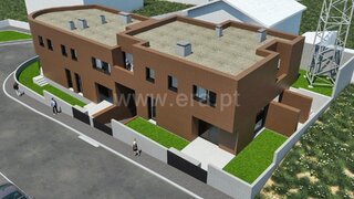 Land for sale in Vila Nova de Gaia, Portugal — €345,000