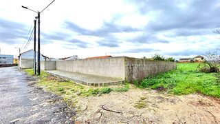 Land for sale in Ovar, Portugal — €37,500