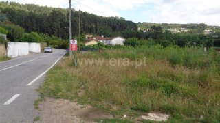 Land for sale in Oliveira de Azeméis, Portugal — €77,500