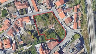Land for sale in Vila Nova de Gaia, Portugal — €210,000
