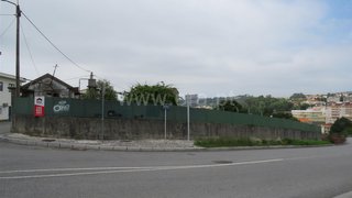 Land for sale in Oliveira de Azeméis, Portugal — €390,000