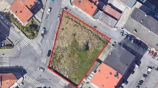 Land for sale in Vila Nova de Gaia, Portugal — €450,000