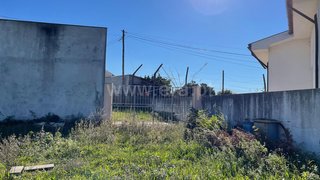 Land for sale in Santa Maria da Feira, Portugal — €75,000