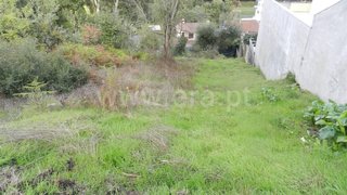 Land for sale in Oliveira de Azeméis, Portugal — €45,000