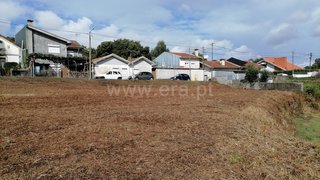Land for sale in Santa Maria da Feira, Portugal — €49,000