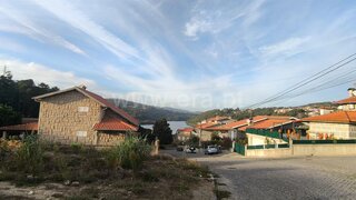 Land for sale in Marco de Canaveses, Portugal — €95,000