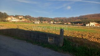 Land for sale in Oliveira de Azeméis, Portugal — €65,000
