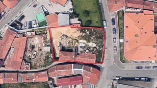 Land for sale in Vila Nova de Gaia, Portugal — €270,000