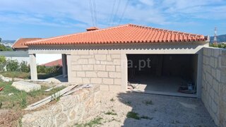 Land for sale in Paredes, Portugal — €250,000