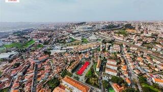 Terreno de 810 m² em Porto