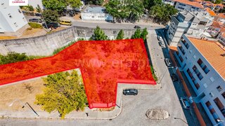 Terreno em Porto · 1277 m² · 2 300 000 €