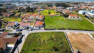 Land for sale in Espinho, Portugal — €230,000