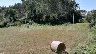 Land for sale in Santa Maria da Feira, Portugal — €90,000