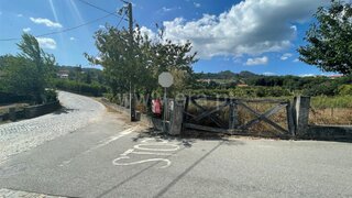Land for sale in Penafiel, Portugal — €82,000