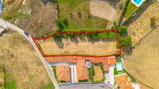 Land for sale in Felgueiras, Portugal — €85,000