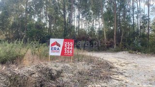 Land for sale in Felgueiras, Portugal — €32,500