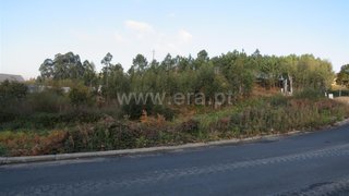 Land for sale in Oliveira de Azeméis, Portugal — €223,760