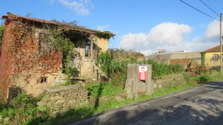 Land for sale in Oliveira de Azeméis, Portugal — €47,500