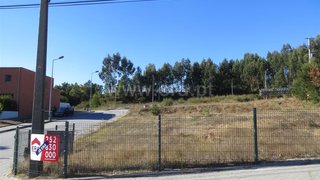 Land for sale in Santo Tirso, Portugal — €750,000