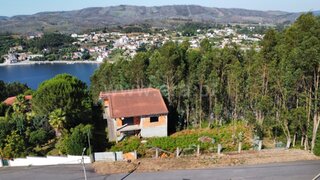Land for sale in Vila Nova de Gaia, Portugal — €300,000