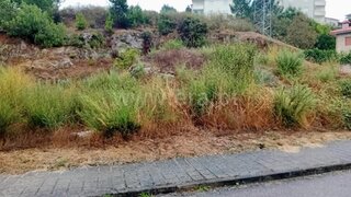Land for sale in Marco de Canaveses, Portugal — €77,500