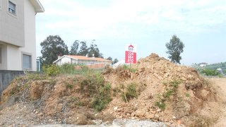 Land for sale in Gondomar, Portugal — €77,500