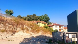Land for sale in Amarante, Portugal — €49,000
