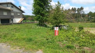Land for sale in Oliveira de Azeméis, Portugal — €235,000